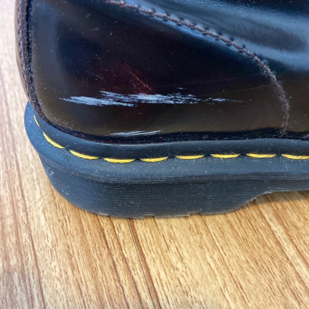 1460 Dr Marten Lace up Boots - Picture 4 of 7
